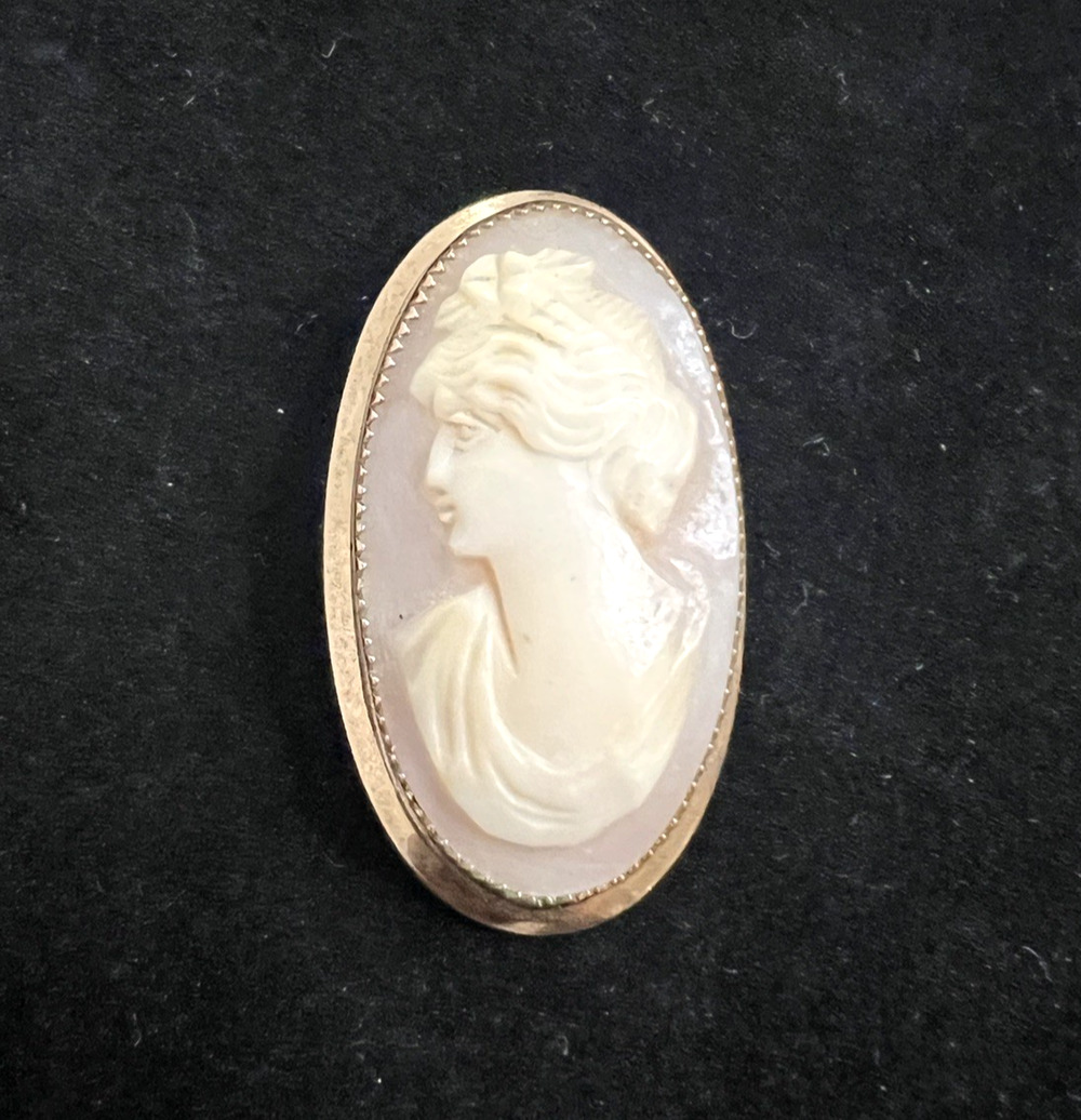 CATAMORE 1/20 12KT GF Shell Cameo Brooch Pin Carved Portrait of a Woman VTG
